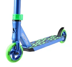Sacrifice Flyte 100 V2 Stunt Scooter - Blue/Green -Rollerblade Shop sacrifice flyte 100 v2 stunt scooter blue green close